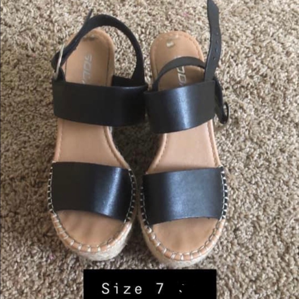 Wedges women